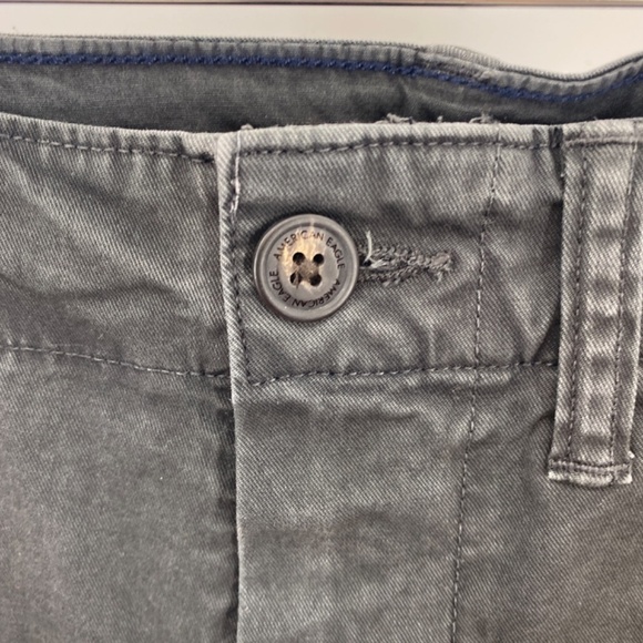American Eagle Next Level Flex Gray Short Size 28 or 6 - Picture 5 of 7